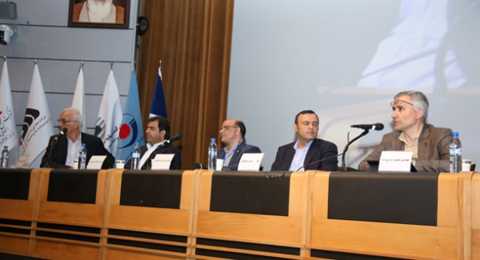 رشد نامتوازن صنعت فولاد ، ظرفیت های تولید را معطل نگه داشته است